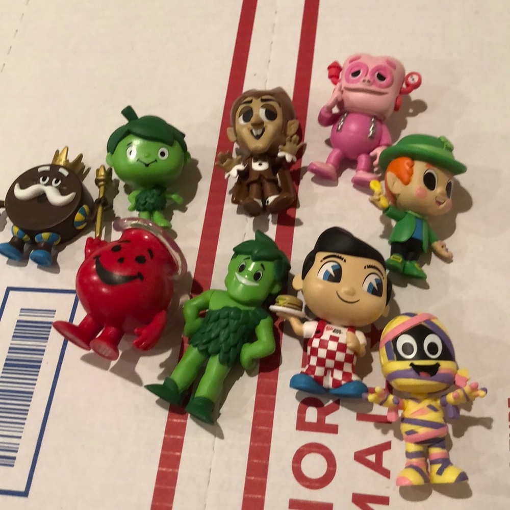 Funko   Mystery minis ad icons mascot figures